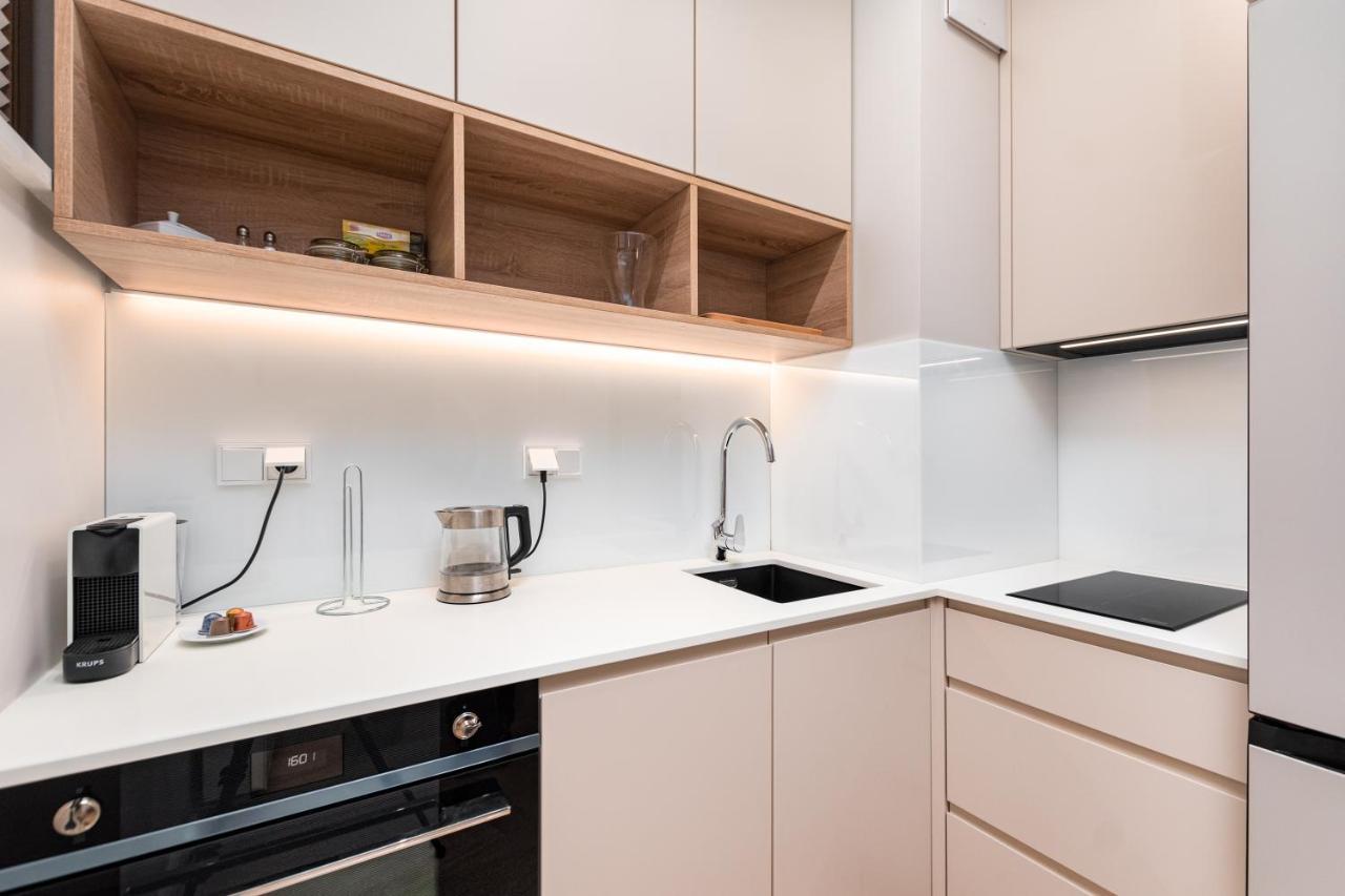 Apartament Solidarnosci By Your Freedom Varsavia Esterno foto
